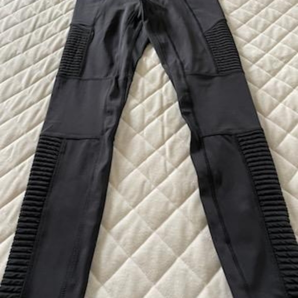 Womens Fabletics Moto Legging - Picture 8 of 9